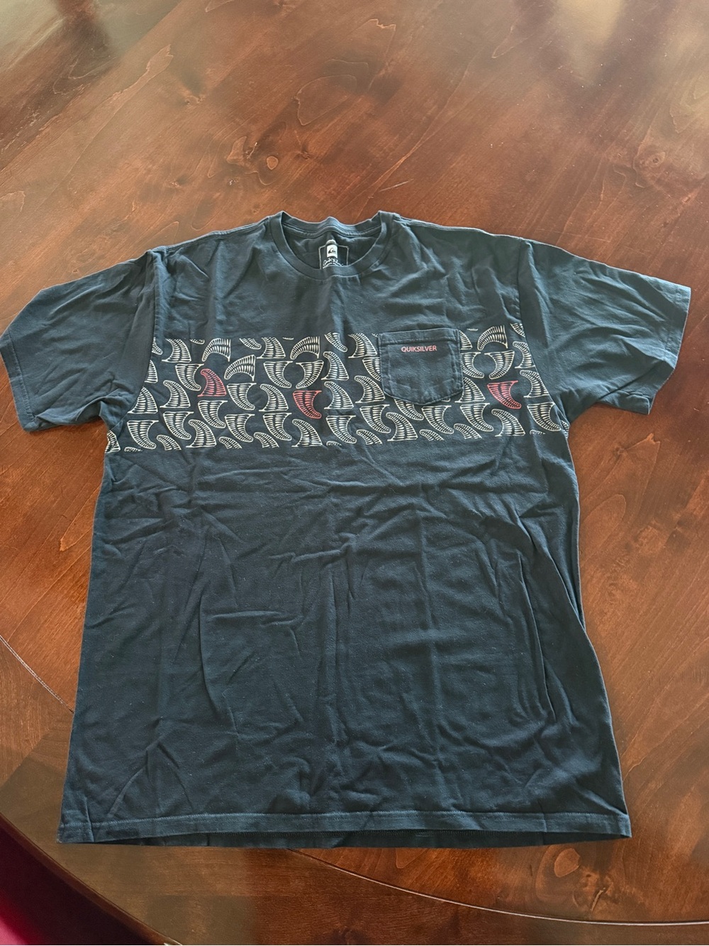 Quiksilver Black Short-Sleeve Graphic Pocket Tee, XLTG